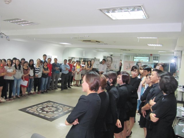 LG-VINA chúng ta là một gia đình (ngày 21-11-2012)